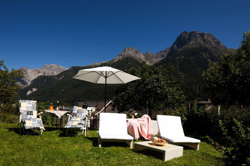 Hotel Chasa Sofia Scuol Exteriér fotografie
