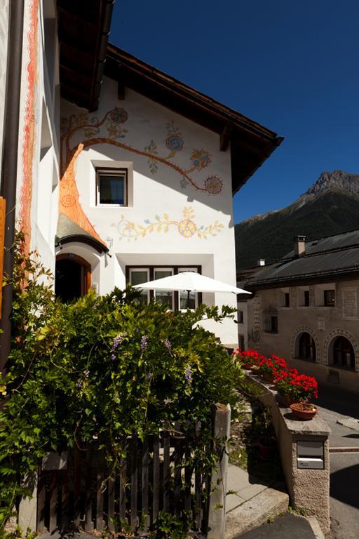 Hotel Chasa Sofia Scuol Exteriér fotografie