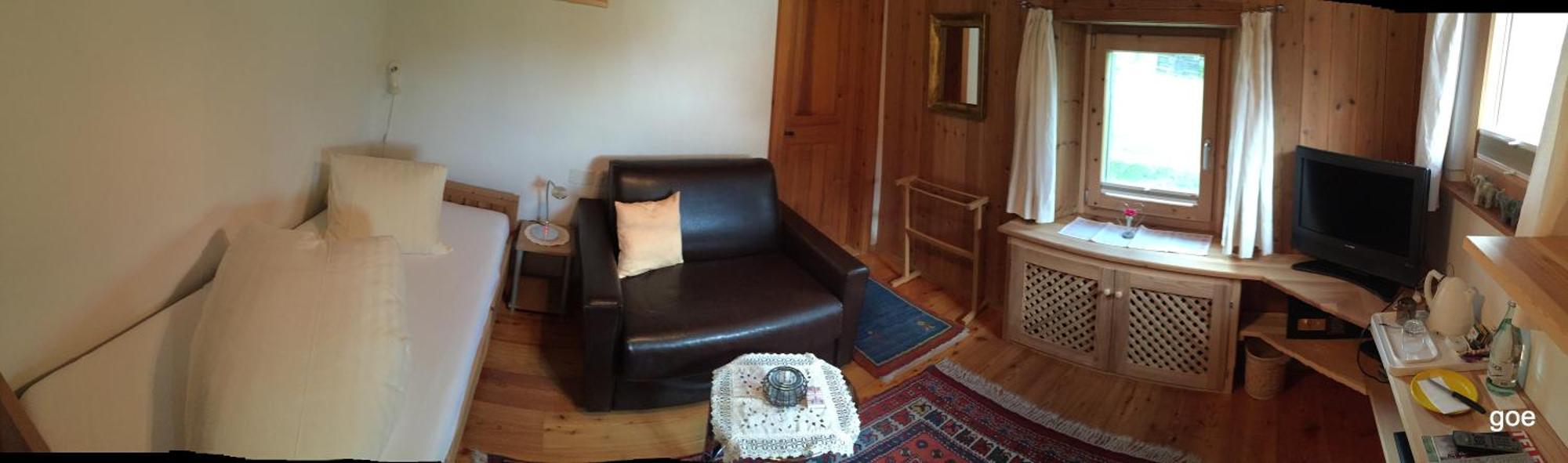 Hotel Chasa Sofia Scuol Pokoj fotografie