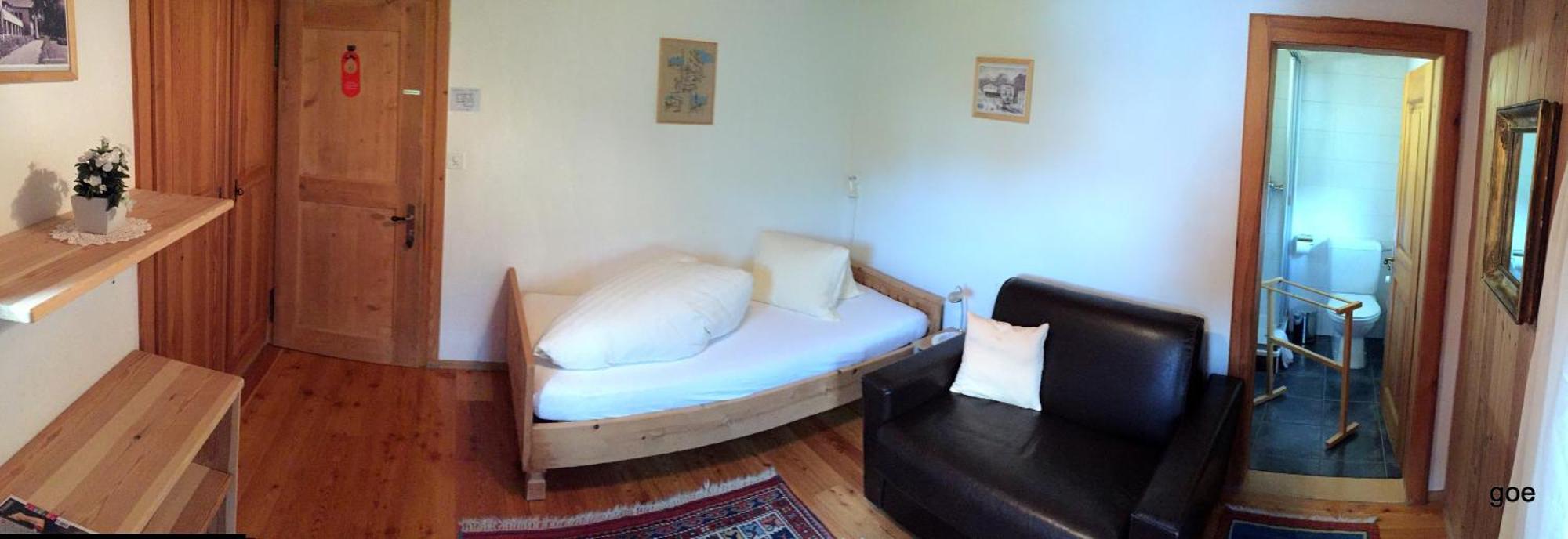 Hotel Chasa Sofia Scuol Pokoj fotografie